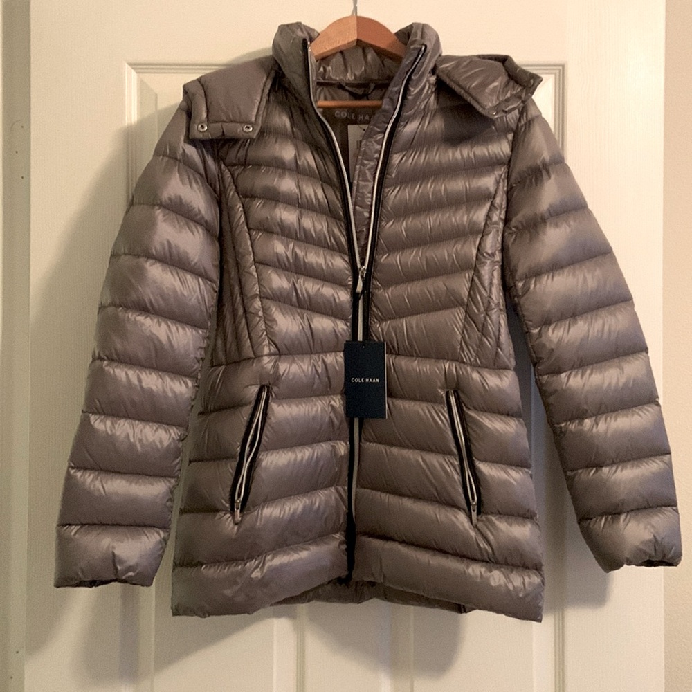 NWT 🪶 Cole Haan Puffer Coat!!